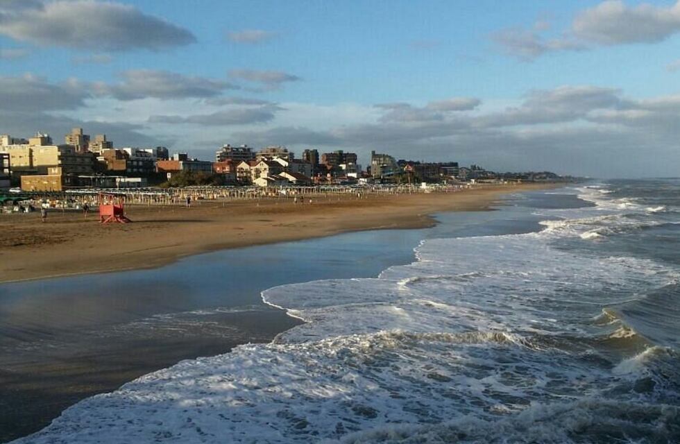 Un especialista en economía mostró la temporada en Pinamar vacía y abrió debate ¿otros destinos o es caro?