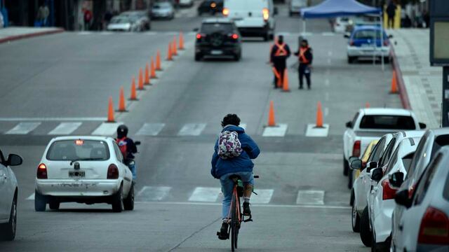 La circulación estará prohibida entre las 20 y las 6, a excepción de las actividades esenciales. (Ramiro Pereyra/ La Voz)