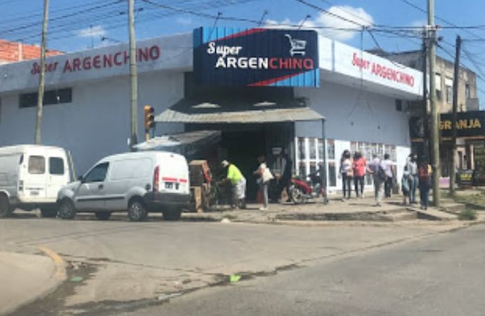 El dueño de un supermercado chino mató a su carnicero de un balazo al confundirlo con un ladrón