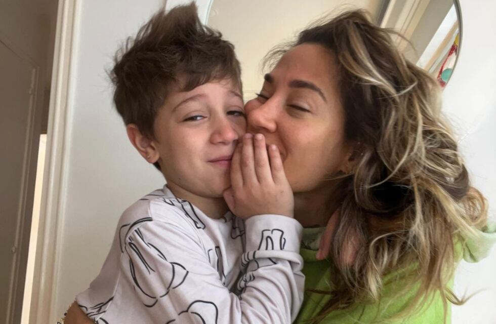 Jimena Barón y su hijo Morrison posaron a puro rock durante la grabación del nuevo disco de “La Cobra”: “Un adelanto de lo nuevo”