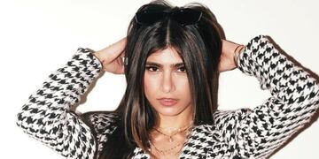Mia Khalifa sorprendió al posar con ropa interior transparente: “Dulce como whisky libanés”.