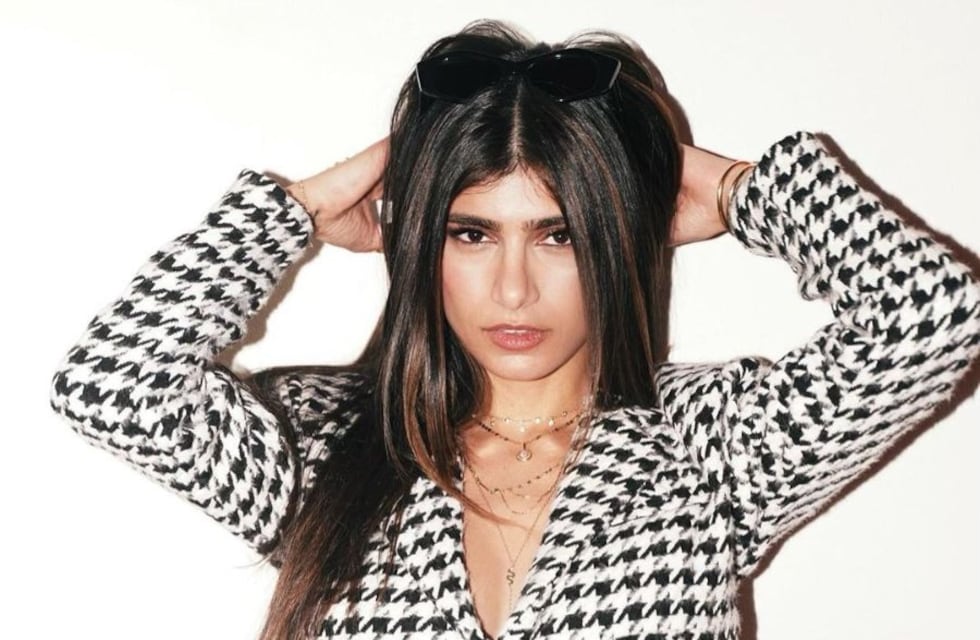 Mia Khalifa sorprendió al posar con ropa interior transparente: “Dulce como whisky libanés”