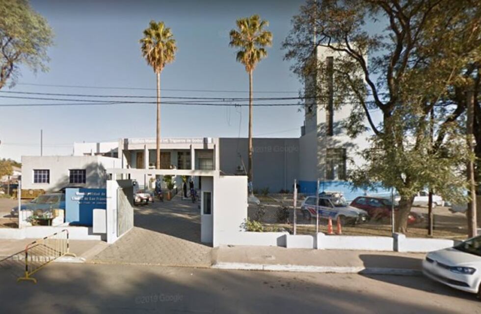 Inspector de tránsito detenido e imputado por la agresión a un motociclista