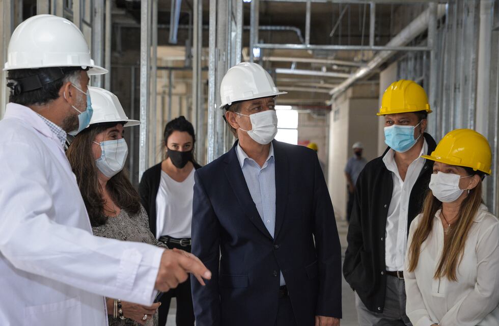 Suman camas en terapia para preparar la provincia para la segunda ola