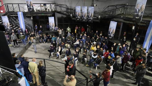Caras largas en el búnker del Frente de Todos.