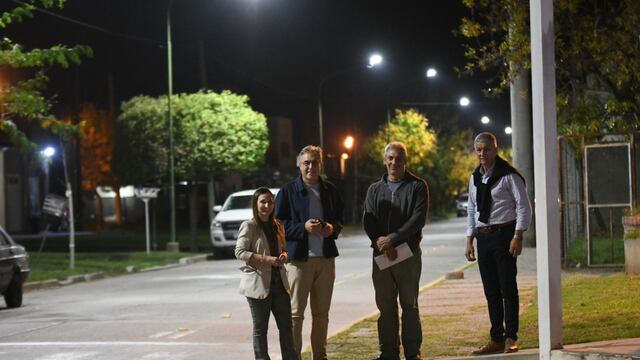Inauguraron nueva iluminación en el barrio 17 de octubre