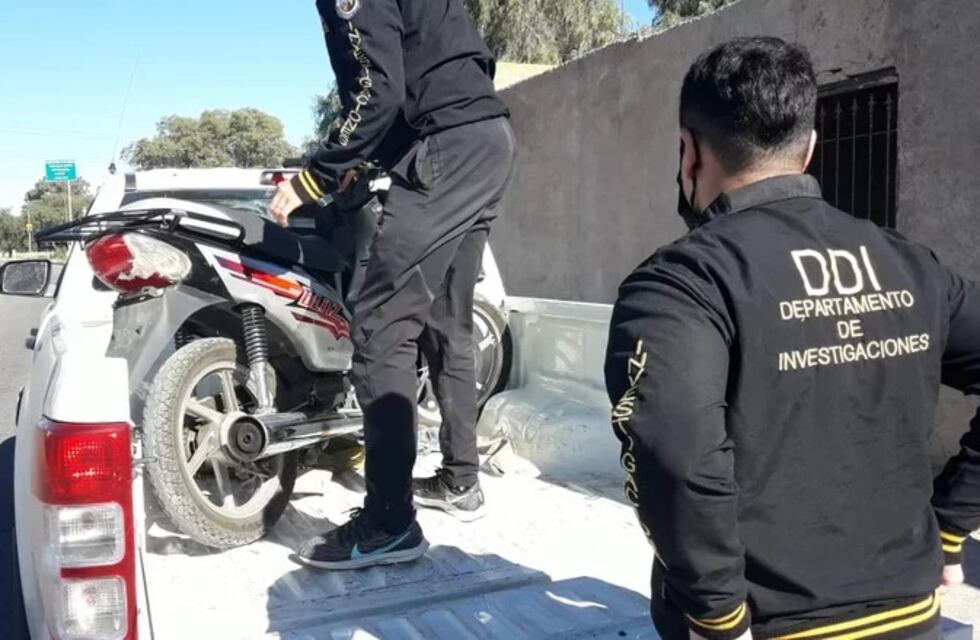 Le robaron su moto y luego le pidieron 13 mil pesos para entregársela