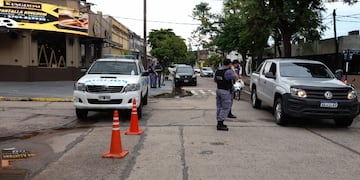 En todo el perímetro de la plaza a 100 metros el paso estaba bloqueado por un ejército de policías