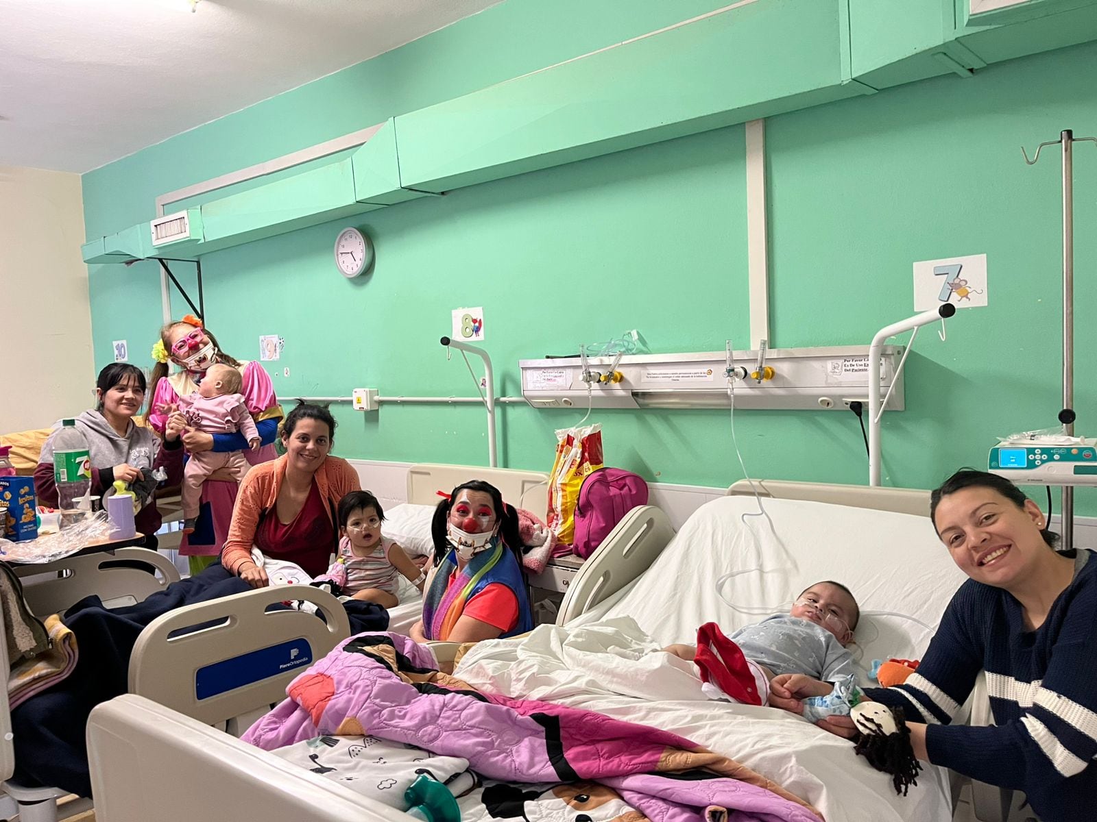 La Compañia de payasos Había una vez de recorrida por hospitales de Bahía Blanca