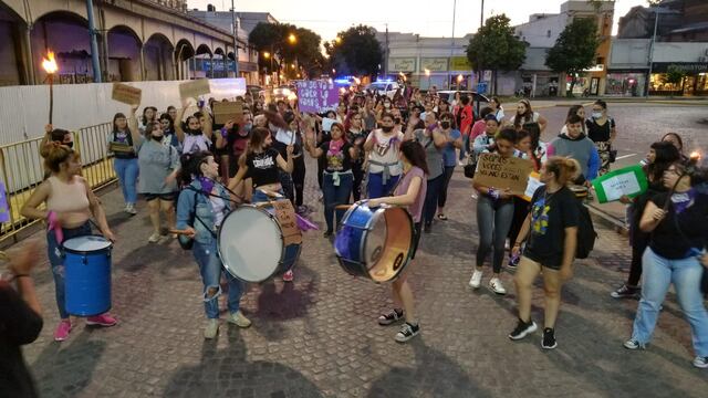 Movilización por el día internacional de la eliminación de la violencia contra la mujer