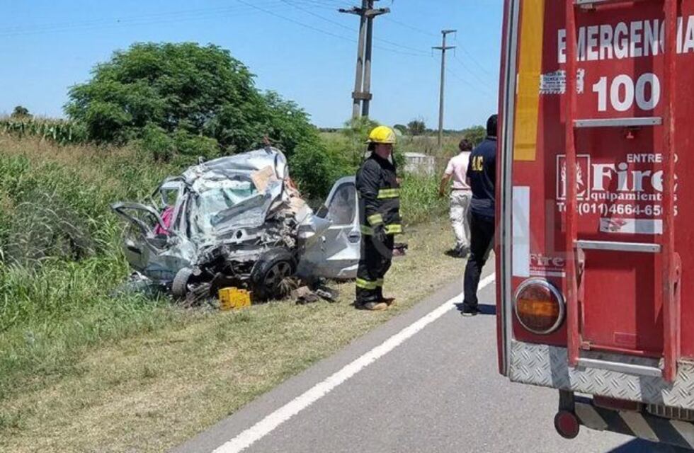 Un camión entrerriano involucrado en un fatal siniestro: 4 hinchas de River fallecieron camino a Santiago