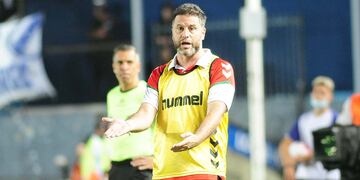 Rodolfo De Paoli se enojó con un jugador de Godoy Cruz. (Fotobaires)