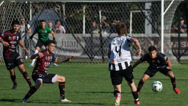 Sporting goleó en Coronel Suárez. Fue 4 a 0 a Blanco y Negro.