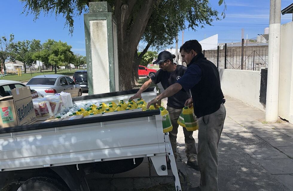 El municipio garantiza la provisión de insumos de limpieza y refuerza el menú de los comedores escolares