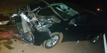 Siniestro vial en San Vicente dejó como saldo graves daños materiales.