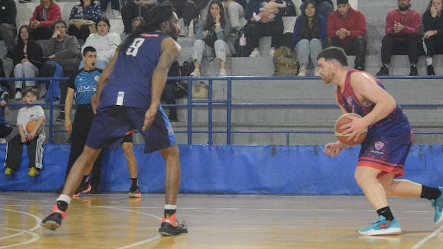En suplementario, Pellegrini derrotó a Los Andes. (Foto: Marcelo Barth).