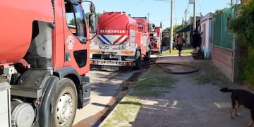 Bomberos Voluntarios intervienen en incendio