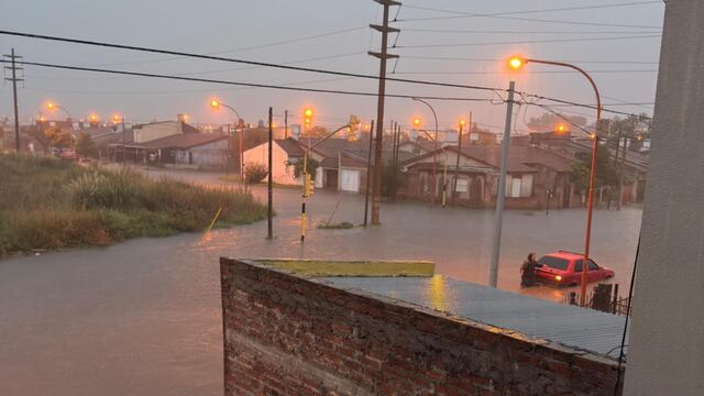 En Punta Alta asistieron a 240 hogares tras el temporal