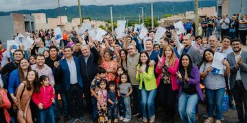 Entrega de viviendas en La Merced.
