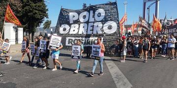 Los manifestantes pronostican un "fin de año de hambre para precarizados y desocupados".