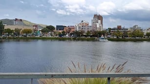 Carlos Paz paisaje nublado.
