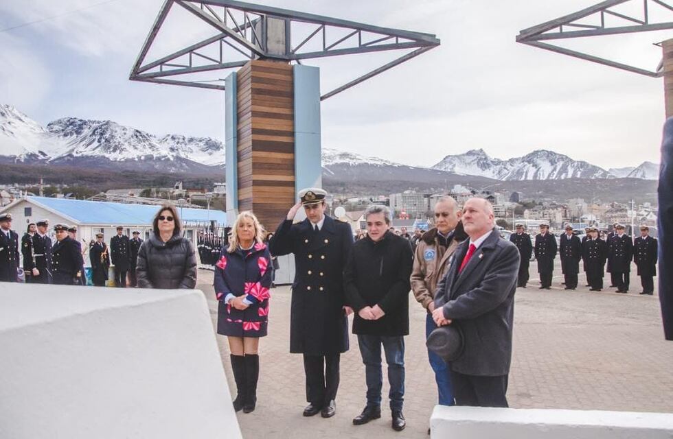 Acto por el aniversario del fallecimiento del comodoro de Marina Augusto Lasserre