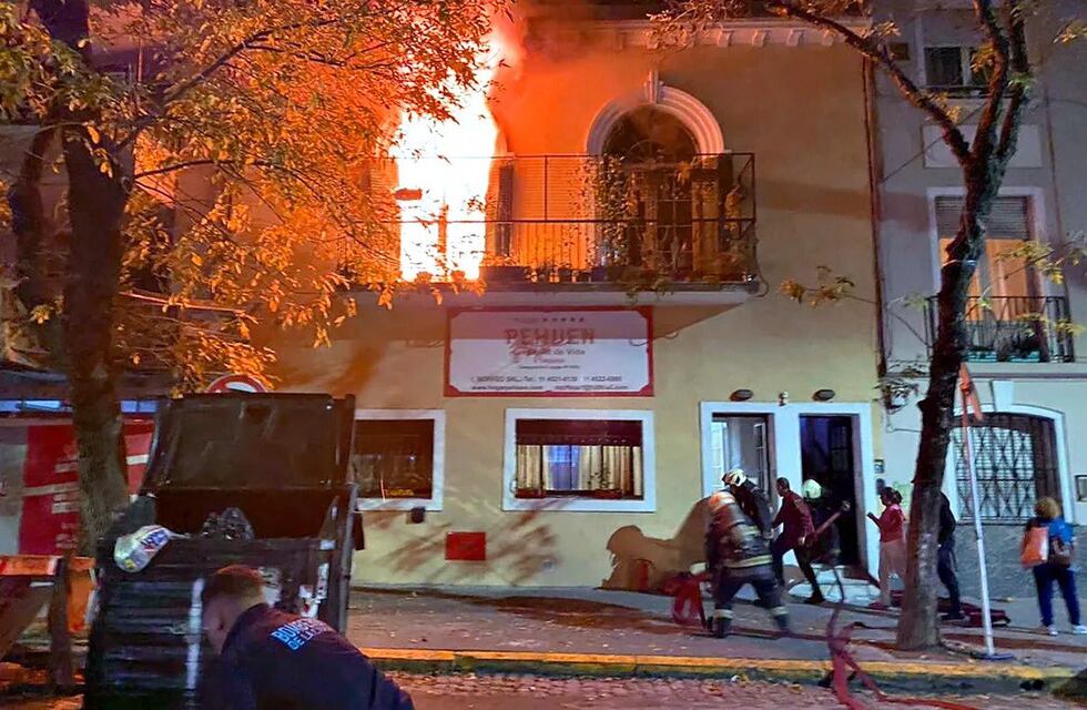 Trágico incendio en un geriátrico de Villa Urquiza deja al menos tres muertos