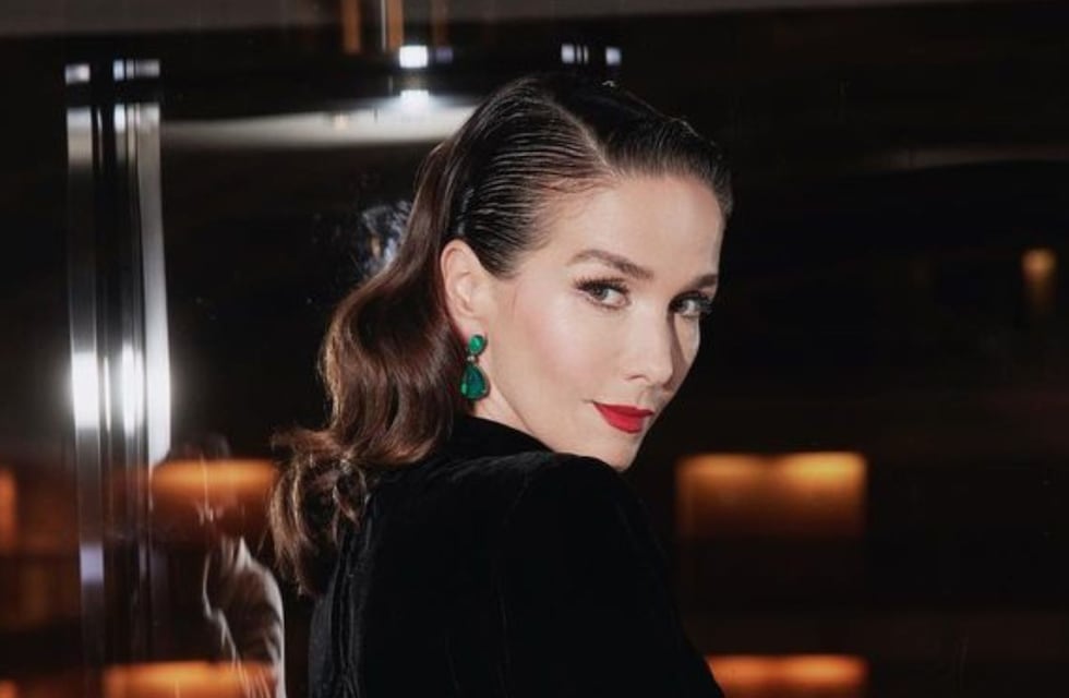 El semidesnudo de Natalia Oreiro: posó sin ropa interior y con un vestido transparente ultra sensual
