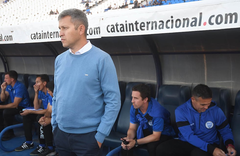 Diego Flores bajo la Lupa: el futuro del DT de Godoy Cruz depende del resultado con Racing