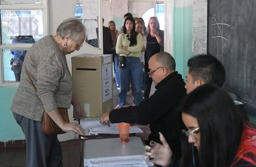 Las reelecciones y las provincias: ¿cómo se define cuántos mandatos puede tener cada gobernador en Argentina?