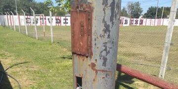 Destrozos en dos Clubes de Pérez