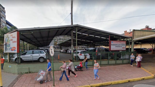 Un joven fue detenido tras intentar sustraer una motocicleta de un reconocido supermercado posadeño.