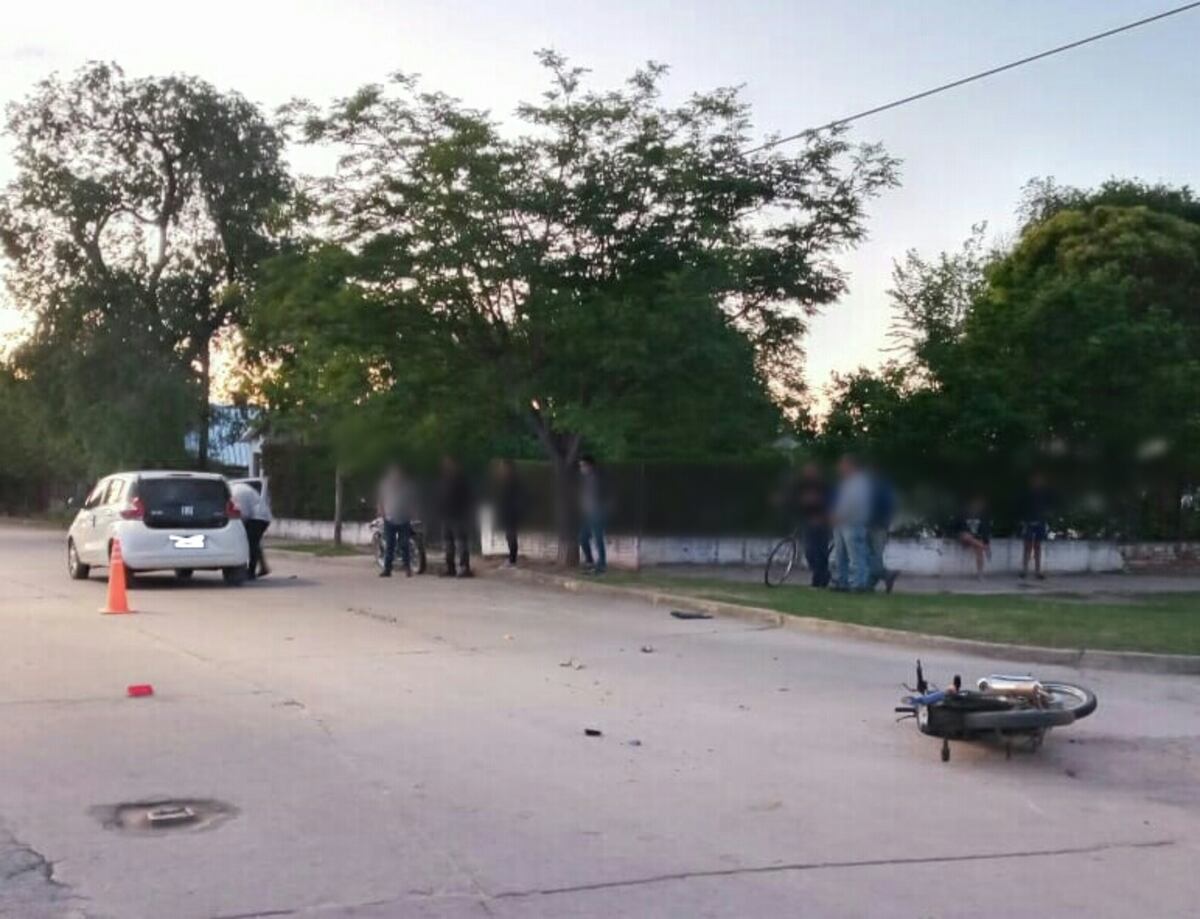 Accidente en Hernán Cortez e Intendente Vila