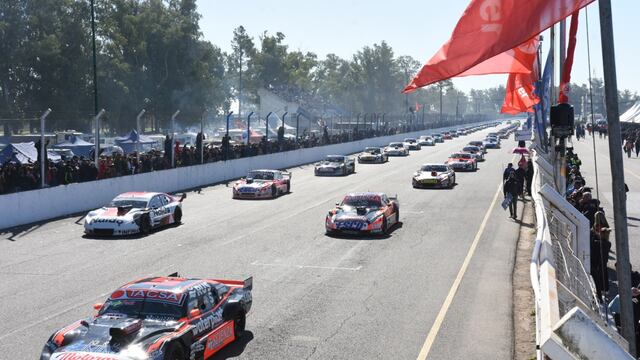 Una multitud se hizo presente en el "Templo de la Velocidad" rafaelino