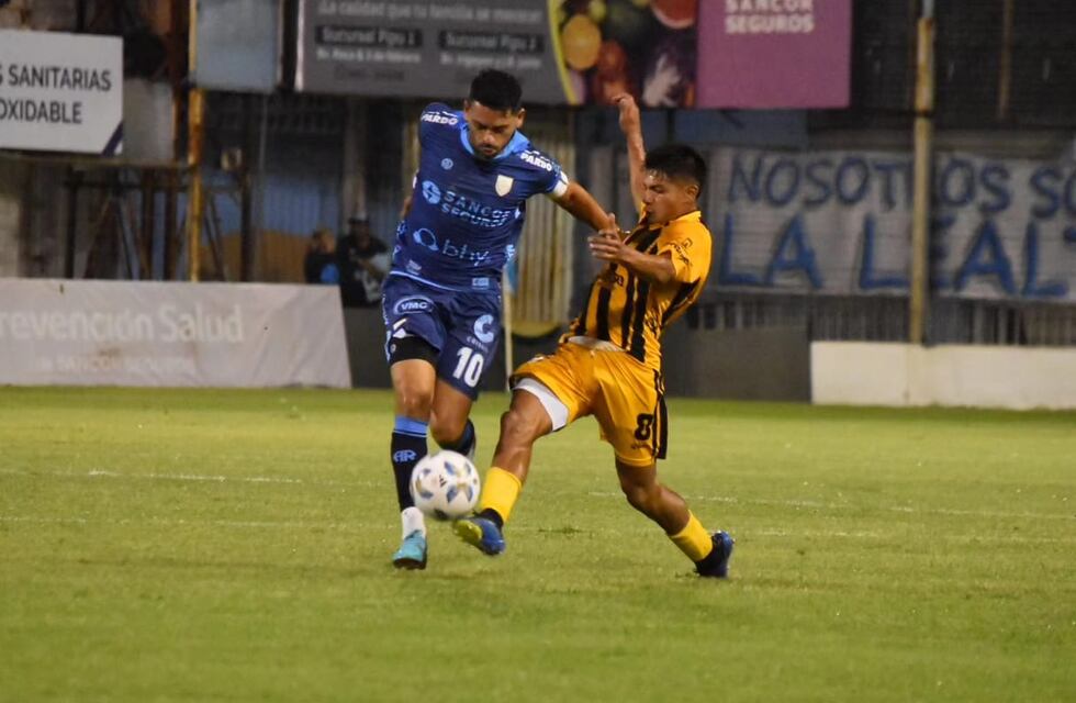 Atlético empató en su primera presentación como local