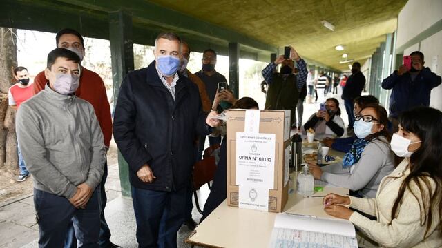 Osvaldo Jaldo emitió su voto.