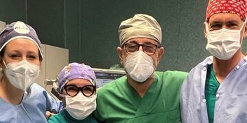 Un italiano de 83 años recuperó la vista del ojo derecho gracias a una novedosa reconstrucción ocular mediante un autotrasplante a partir de su ojo izquierdo, completamente perdido desde hace 30 años.