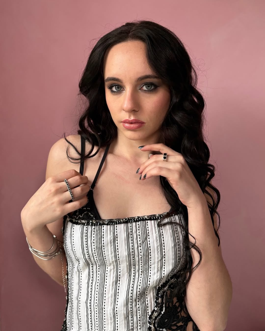 Maite Lanata marcó tendencia con un look ideal para brillar en todo evento de gala