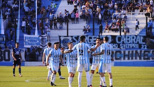 Racing se trae tres puntos de gran valor de jujuy, con un gol que fue un "10" (Gentileza Rodolfo Gutiérrez).