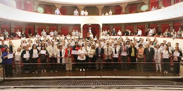 Acto de certificación de los licenciados en Enfermería.