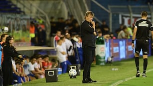 "El penal fue una vergüenza", lanzó Ricardo Zielinski, por la derrota con eliminación de Belgrano en Copa Argentina.