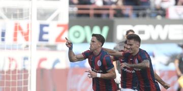 Vombergar rompió el 0 a 0 entre San Lorenzo e Instituto.