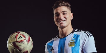 El exjugador del Manchester City, Pablo Zabaleta habló del gran presente de Julián Álvarez.