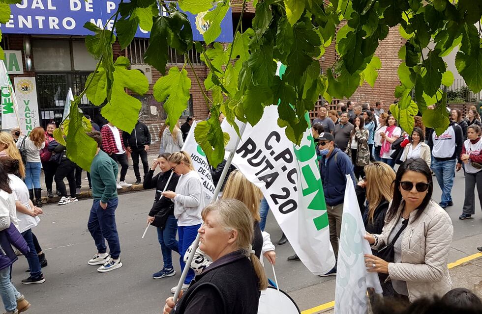 Cómo está el tránsito en las calles de Córdoba, en un lunes complicado por movilizaciones
