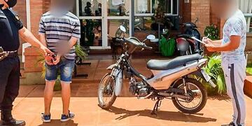 Detienen a un joven por el robo de una motocicleta en Posadas.