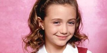 Madeline Zima como "Grace" en La niñera