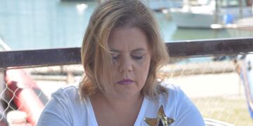 Por primera vez en el país, un teatro en temporada de verano es el espacio de encuentro con aquellos seres que no se pueden comunicar, que están en otro plano y que queremos reconectar.