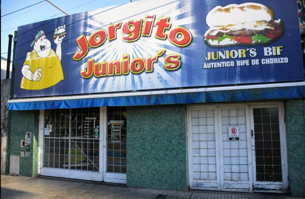 Dueño de Jorgito Junior’s despegó a la familia de “Los Monos” de la balacera
