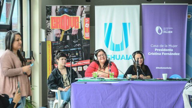 Jornada radial en la Secretaría de la mujer por el 14 de febrero