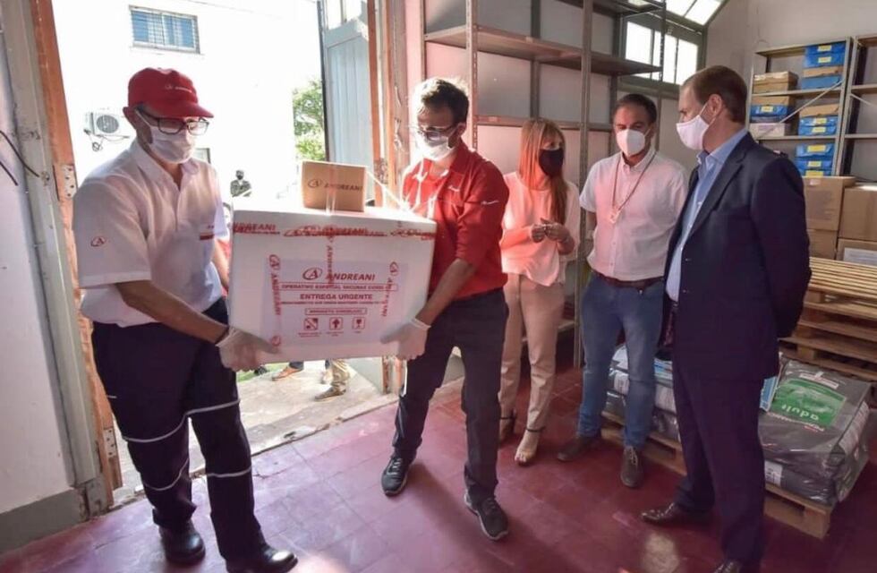 Gustavo Bordet recibió las primeras dosis de la vacuna contra el coronavirus